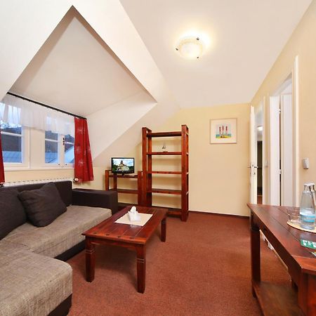 Hotel Erika Špindlerŭv Mlýn Екстериор снимка