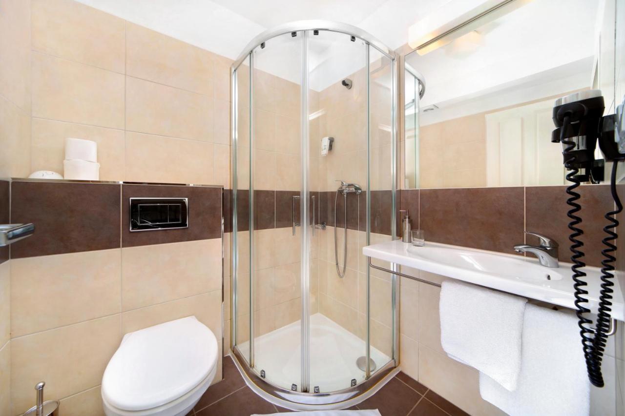 Hotel Erika Špindlerŭv Mlýn Екстериор снимка