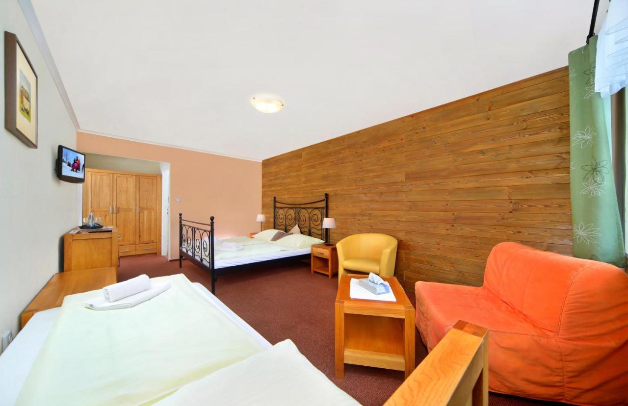 Hotel Erika Špindlerŭv Mlýn Екстериор снимка