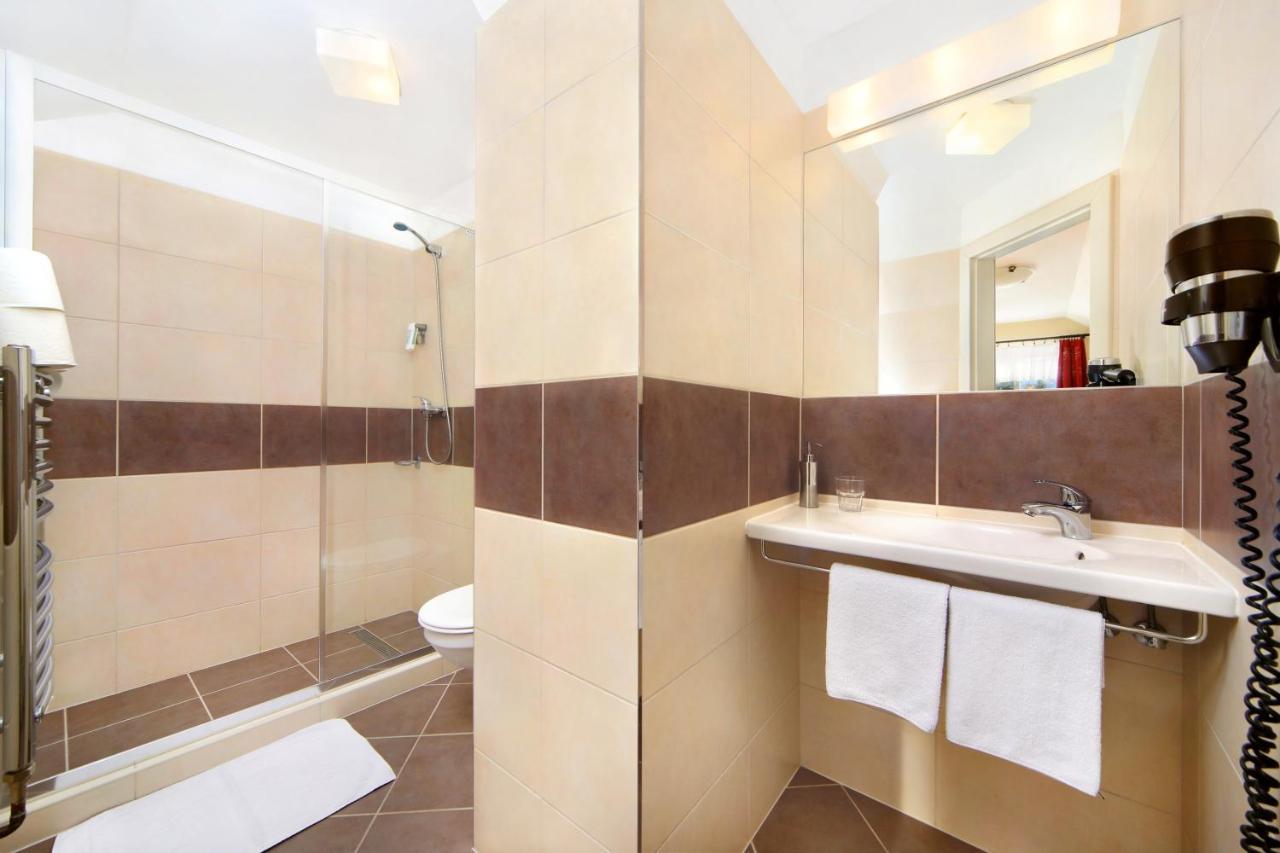 Hotel Erika Špindlerŭv Mlýn Екстериор снимка